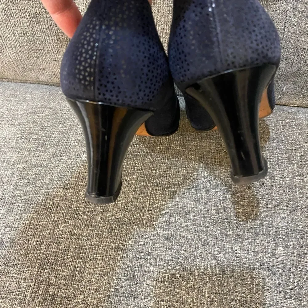 Salvatore Ferragamo chic navy